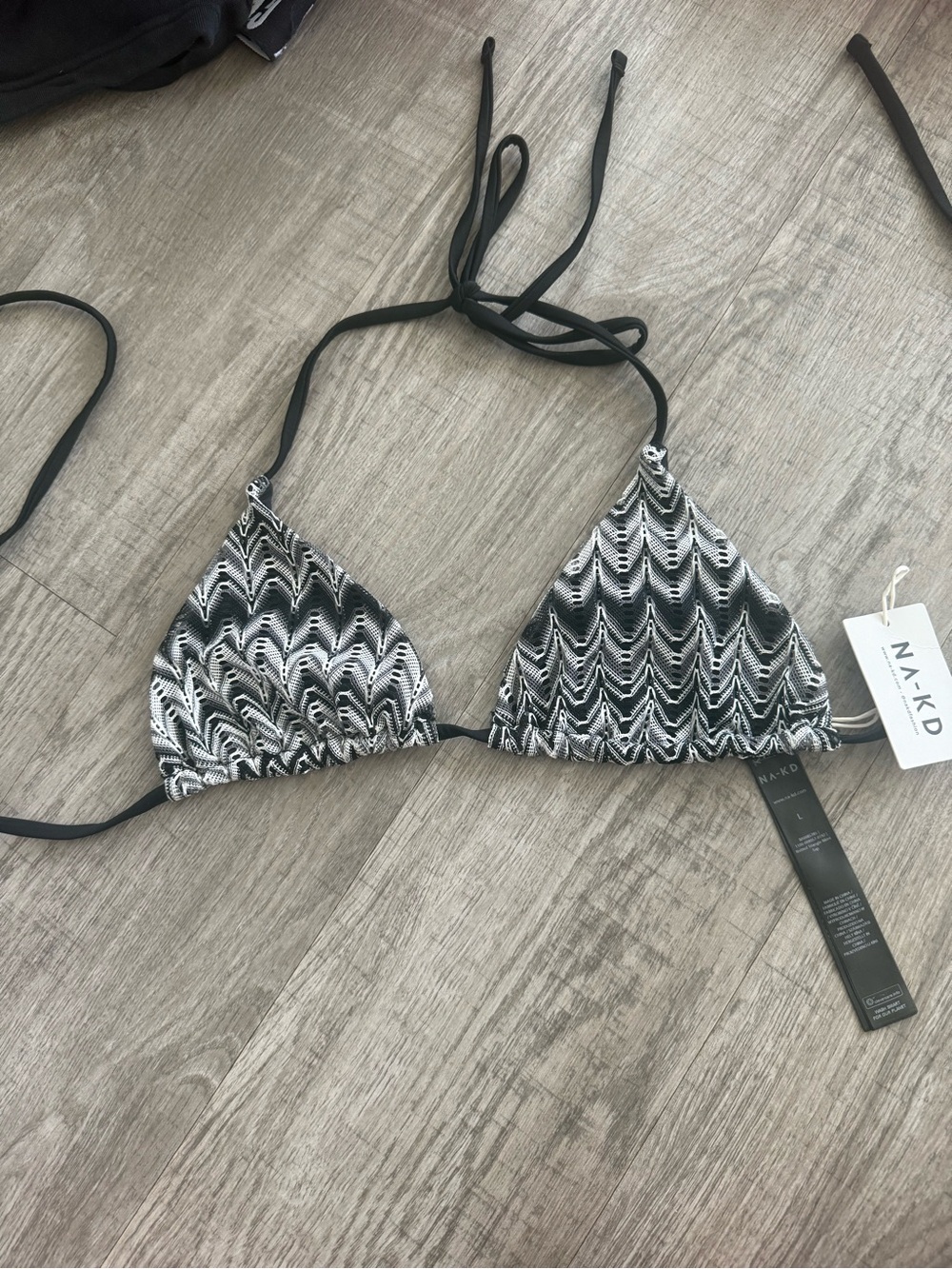 NA-KD Black & White Patterned Triangle Bikini Top